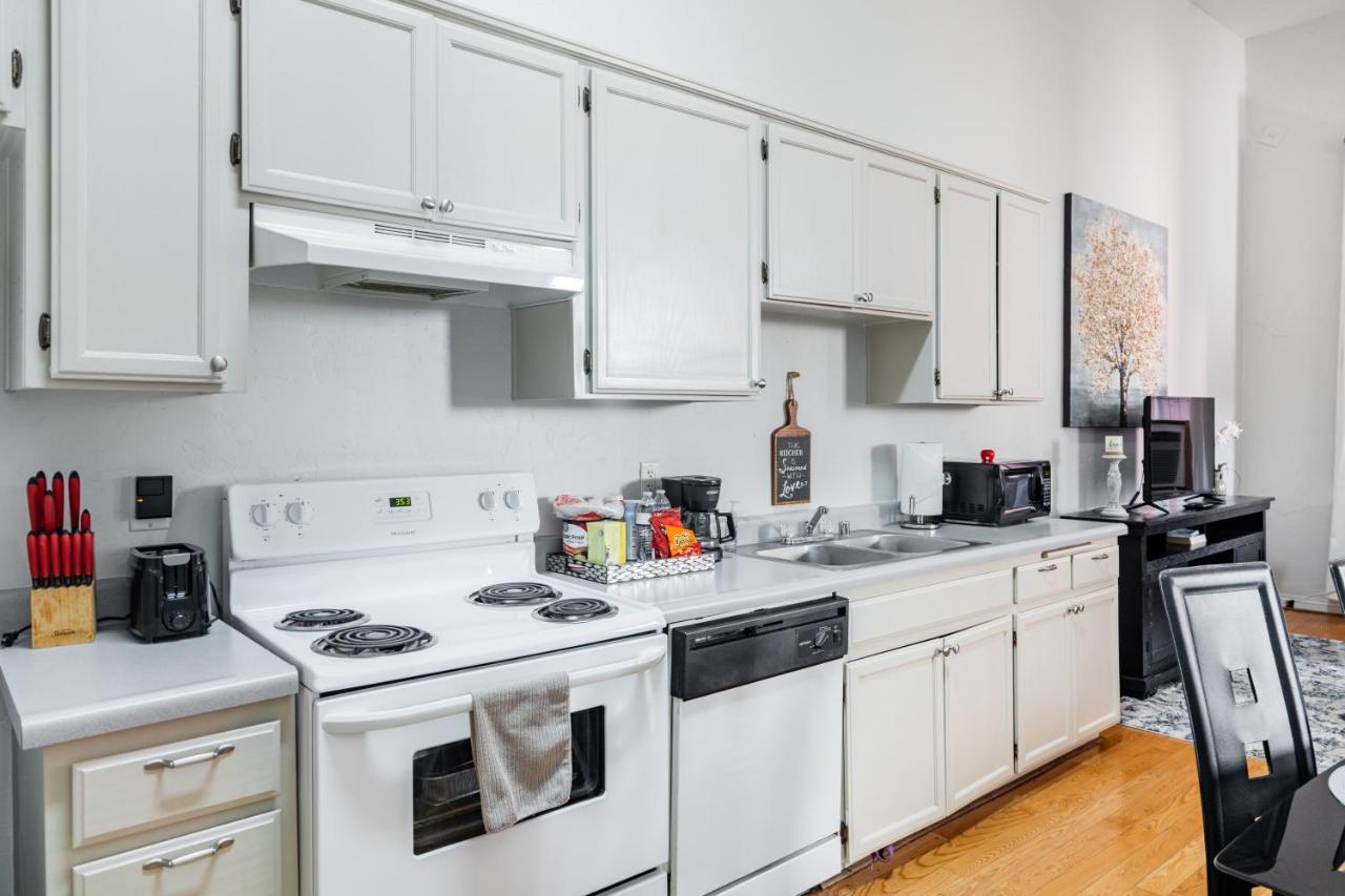 Gaslamp 2Bdrm - W Parking & 4 Beds #204 Hotel San Diego Buitenkant foto